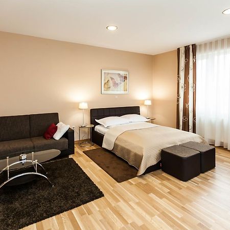 Hotel Petrijevci Bizovác Szoba fotó